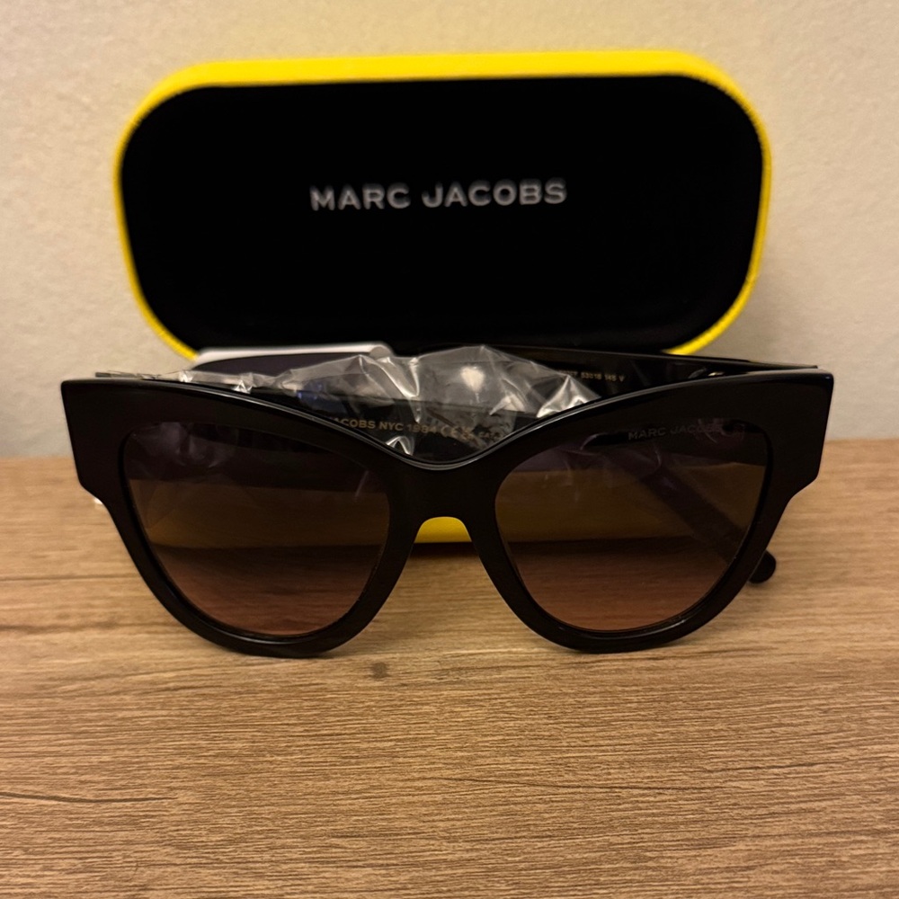 New Marc JACOBS sunglasses.
